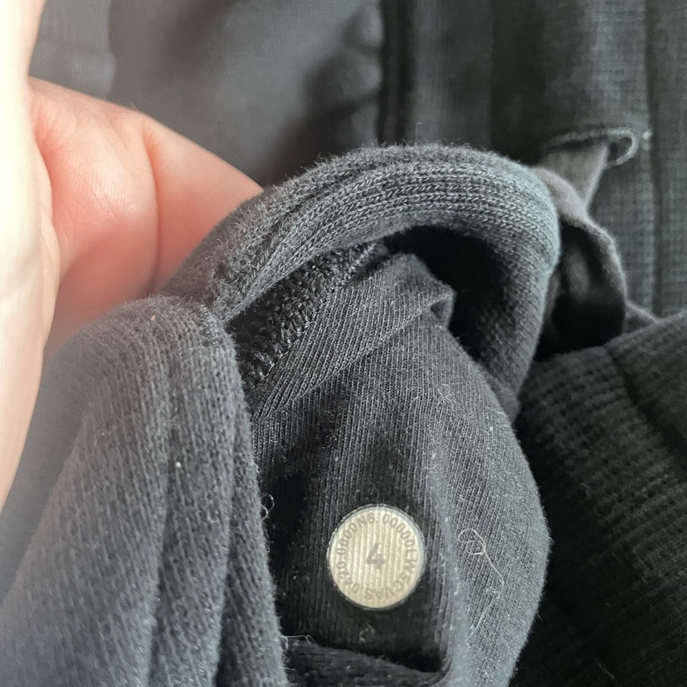 Lululemon Athletica scuba Black Joggers - Picture 8 of 10